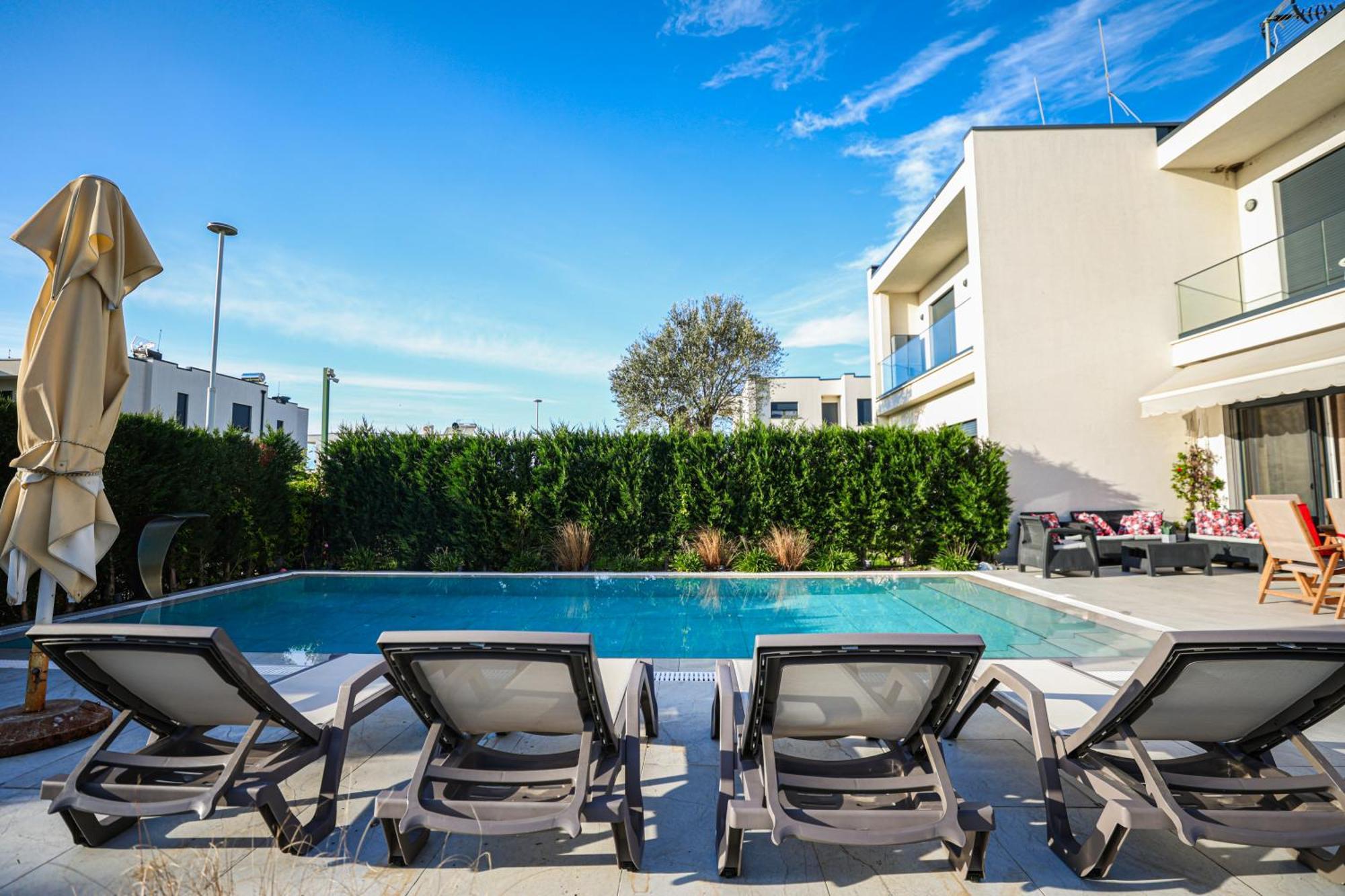 Vila 29 Valamar Durrës Esterno foto